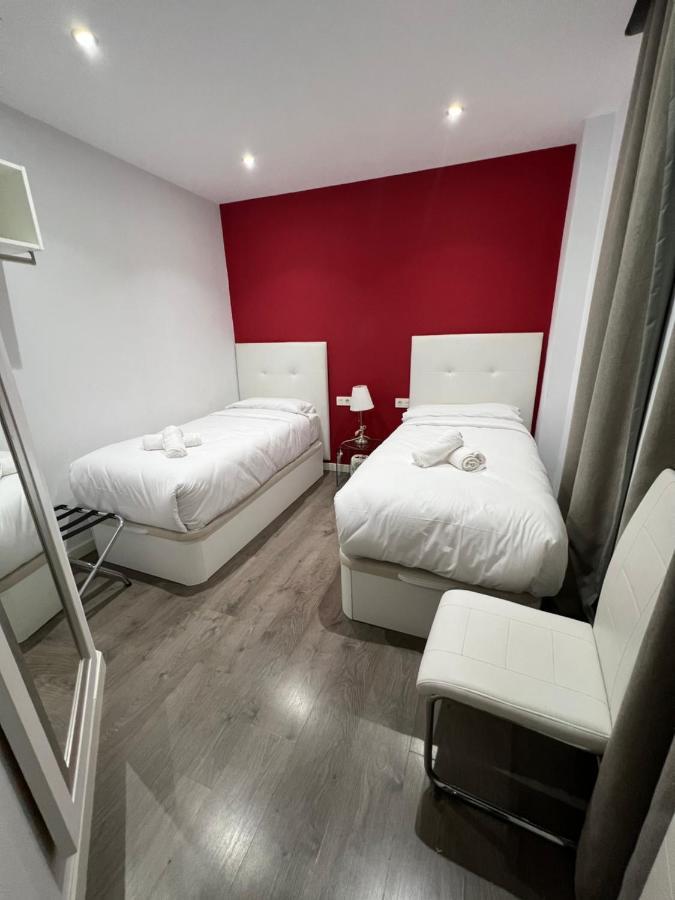 Apartamentos Royal Urban Granada Exterior photo